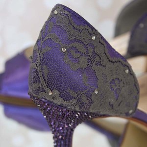 Lace Heel Cup Scattered Crystals Contrasting Custom Wedding Shoes