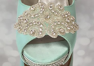 Aqua Blue Wedding Shoes Platform Peep Toe Bridal Heels Crystal Heel Crystal Applique White Bow Bling Wedding Shoes