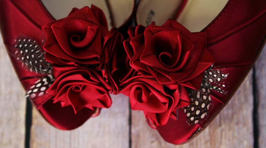 Custom Wedding Shoes Red Kitten Heel Wedding Shoes with Red Roses and Polka Dot Feathers 